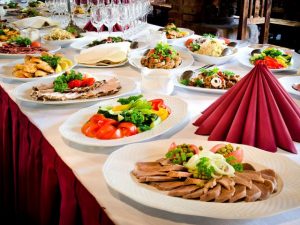 top-4-nha-hang-chuyen-to-chuc-tiec-cuoi-buffet-4